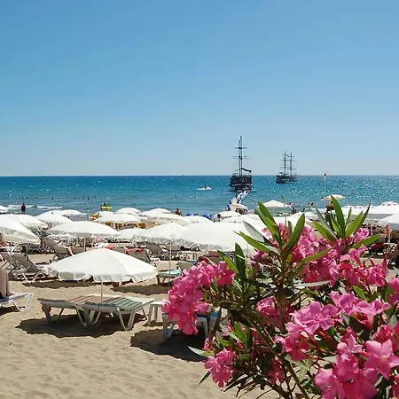 Linda Apart Lejlighedshotel 3*