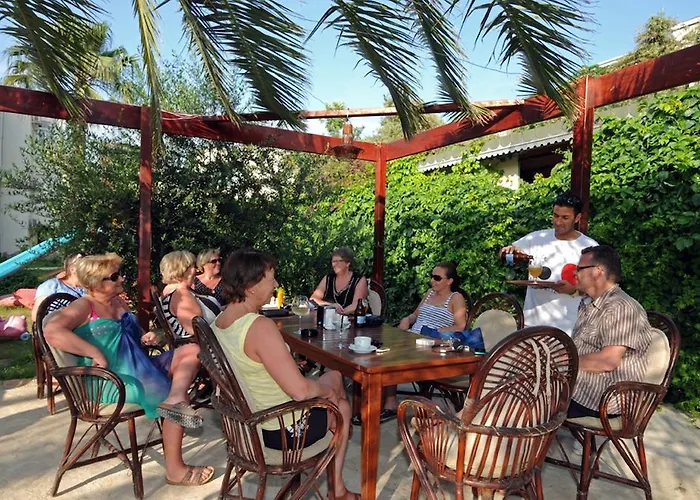 Apart Otel Linda Apart Side